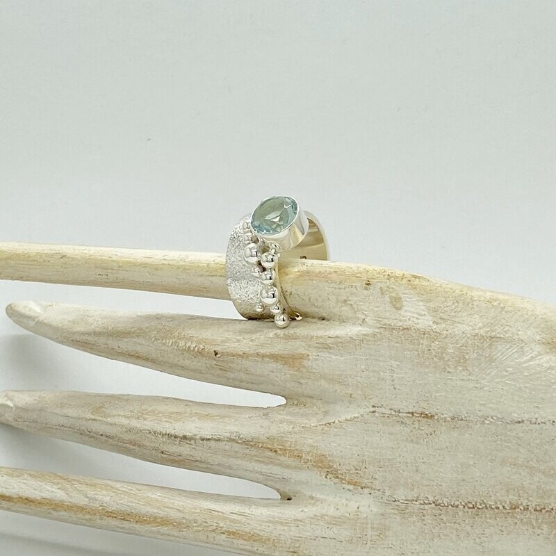 Ring Obsidian meerblau rund Ring Obsidian meerblau rund "bubble" -
1 cm