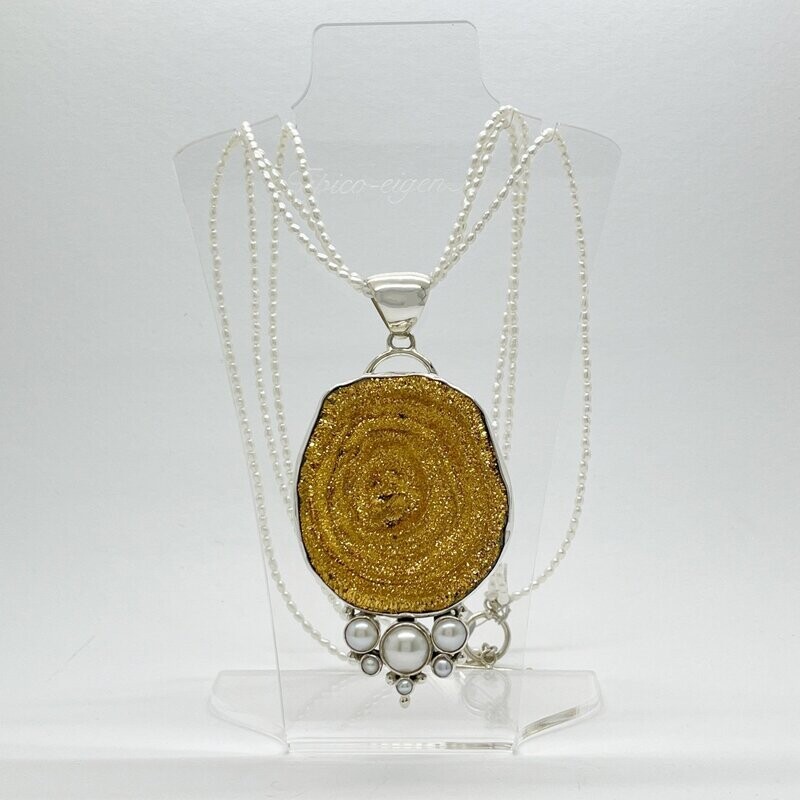 Unikat Anhänger Chalcedondruse/Zuchtperle Unikat Anhänger Chalcedondruse/Zuchtperle "golden planet" - 4,5 x 5 cm