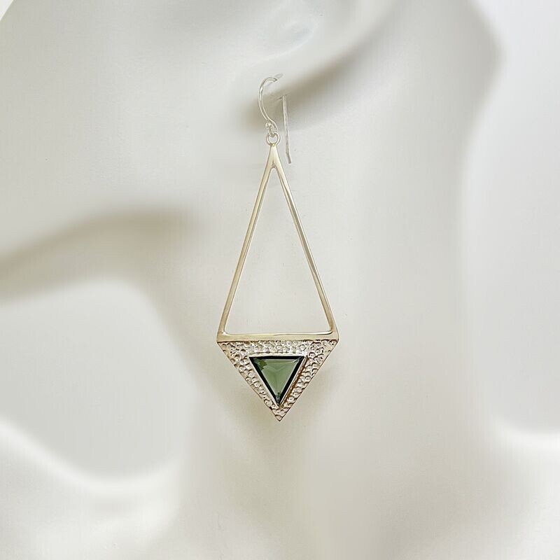 Ohrhänger Obsidian lichtschwarz Ohrhänger Obsidian lichtschwarz "triangle" - 2,5 x 6 cm