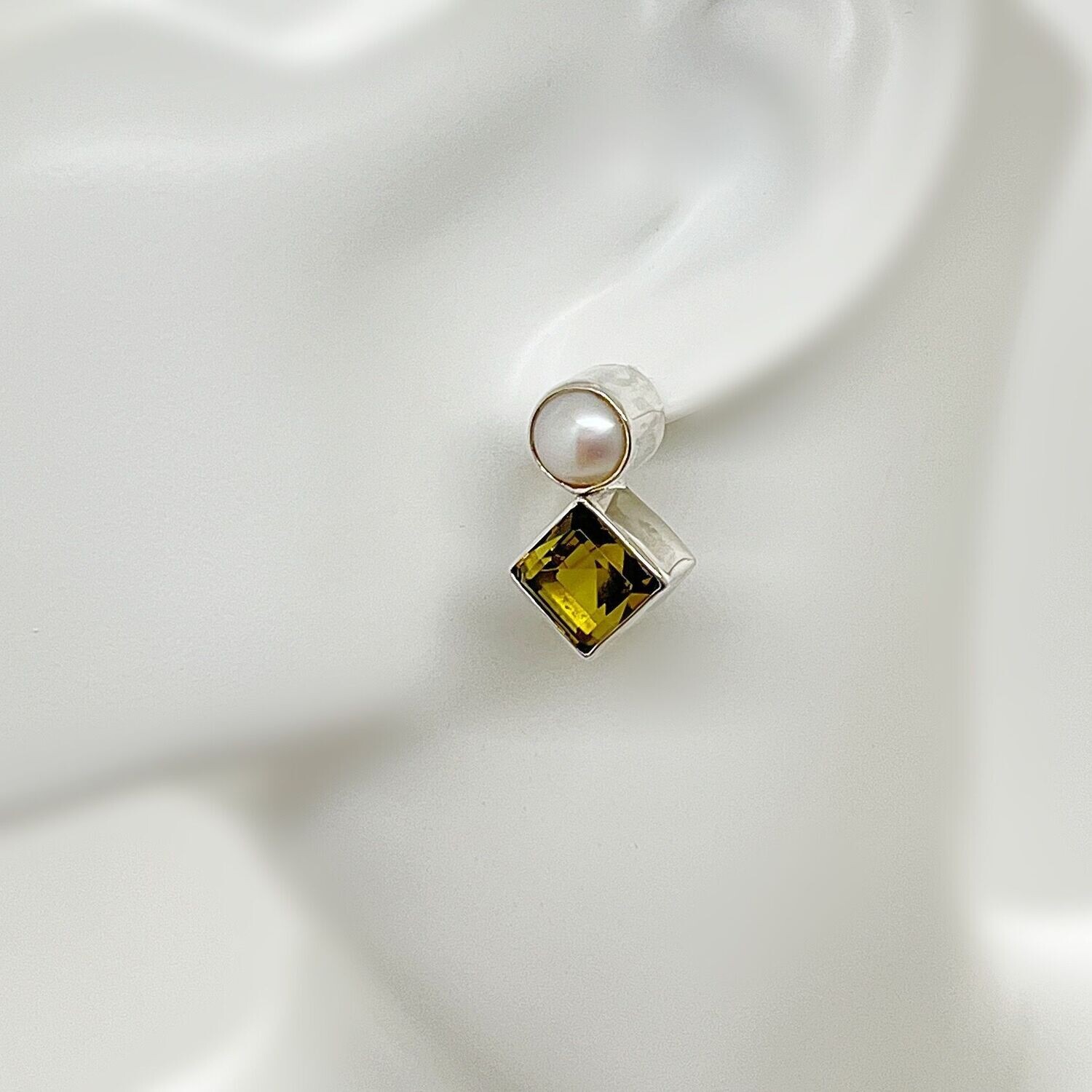 Ohrstecker Obsidian goldbraun quadratisch/Zuchtperle - 1 x 1 cm
