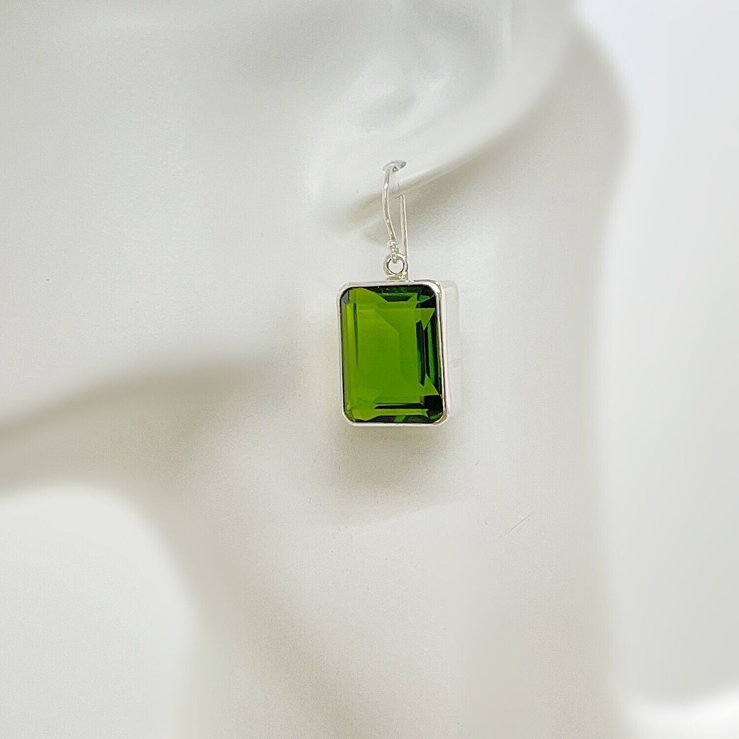 Ohrhänger Obsidian olivgrün rechteckig - 1,5 x 2 cm