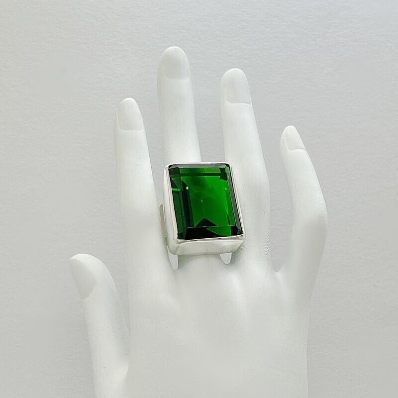 Ring Obsidian smaragdgrün rechteckig - 2 x 2,5 cm Ring Obsidian smaragdgrün rechteckig - 2 x 2,5 cm