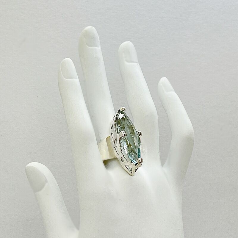 Ring Obsidian meerblau Navette Ring Obsidian meerblau Navette "crown" 1 x 3 cm