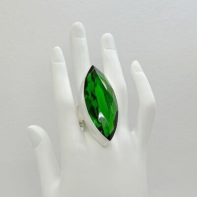 Ring Obsidian Navette smaragdgrün - 2 x 5 cm
