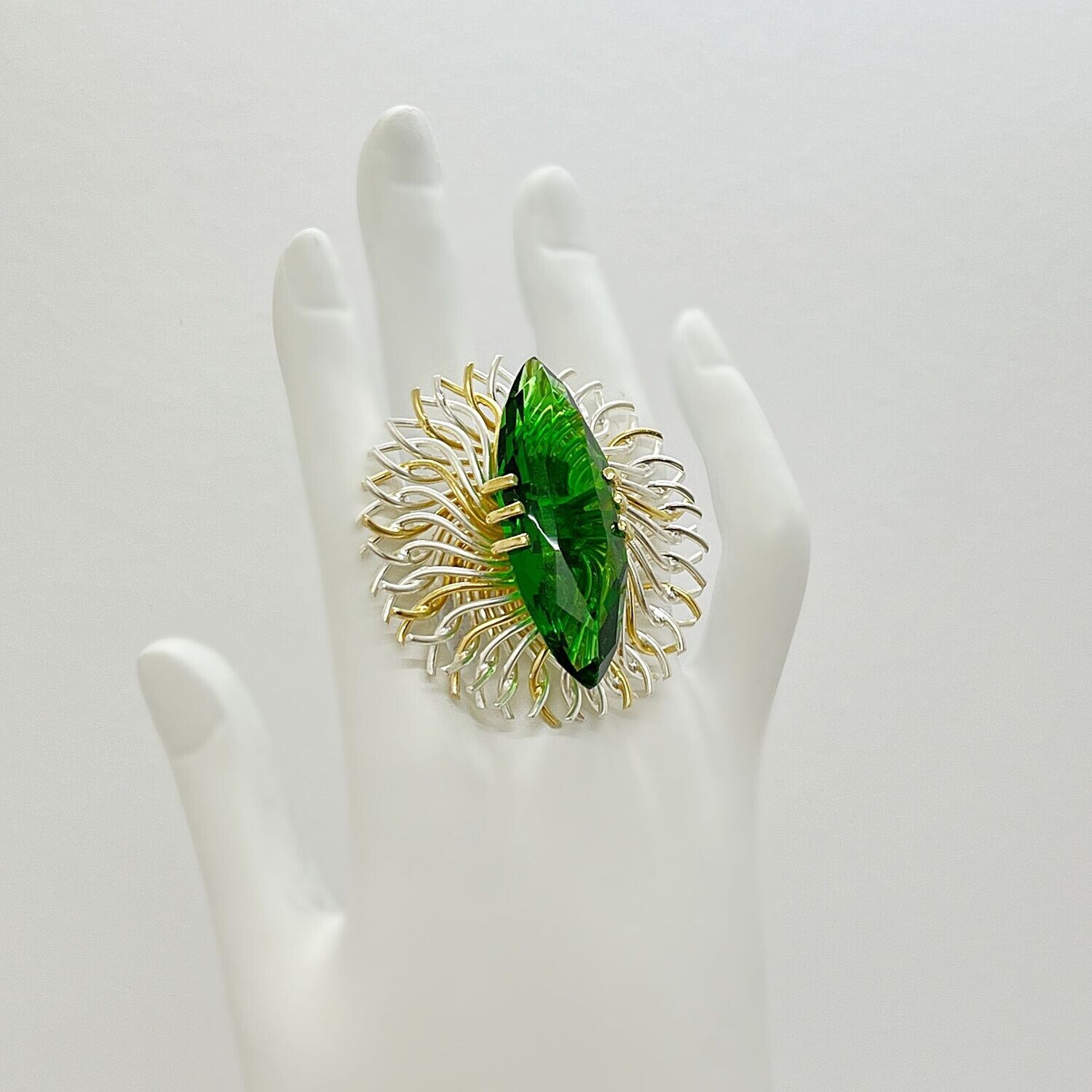 Ring Obsidian smaragdgrün "tornado" -  1,5 x 4 cm