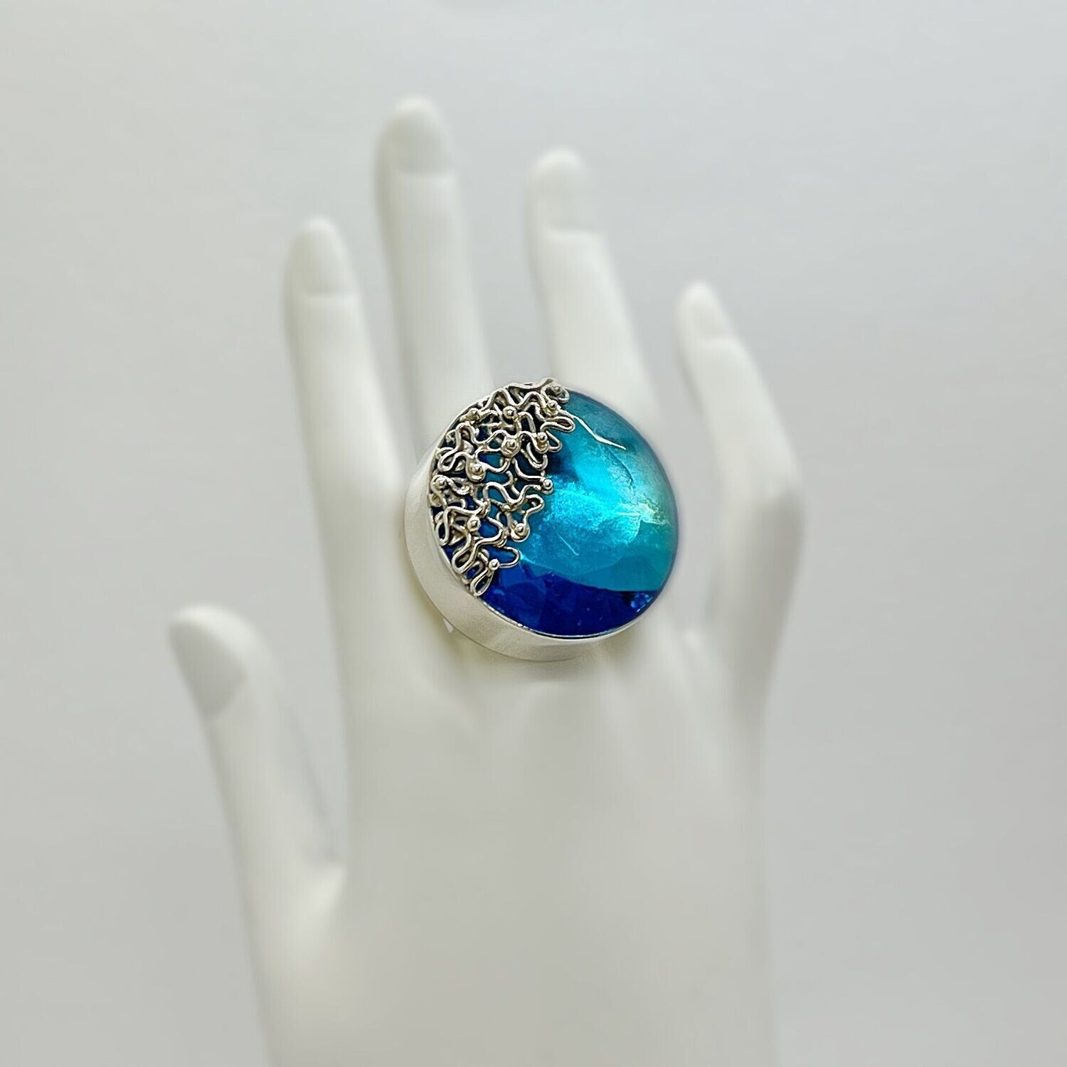 Ring  "dancing wires" - 3 cm