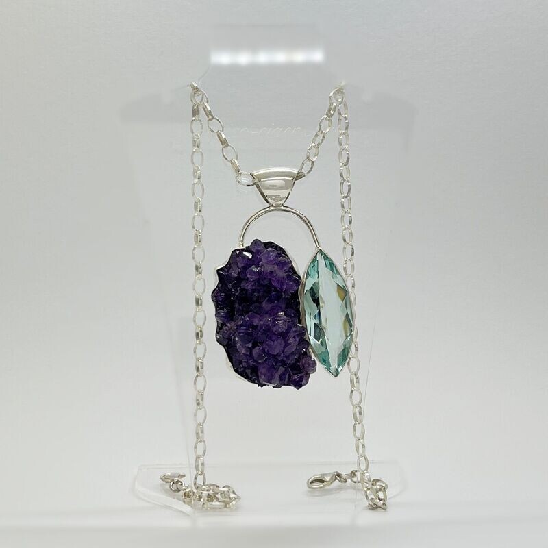Unikat Anhänger Amethyst + Obsidian meerblau navette Unikat Anhänger Amethyst + Obsidian meerblau navette "ocean love" 1,5 x 4 cm