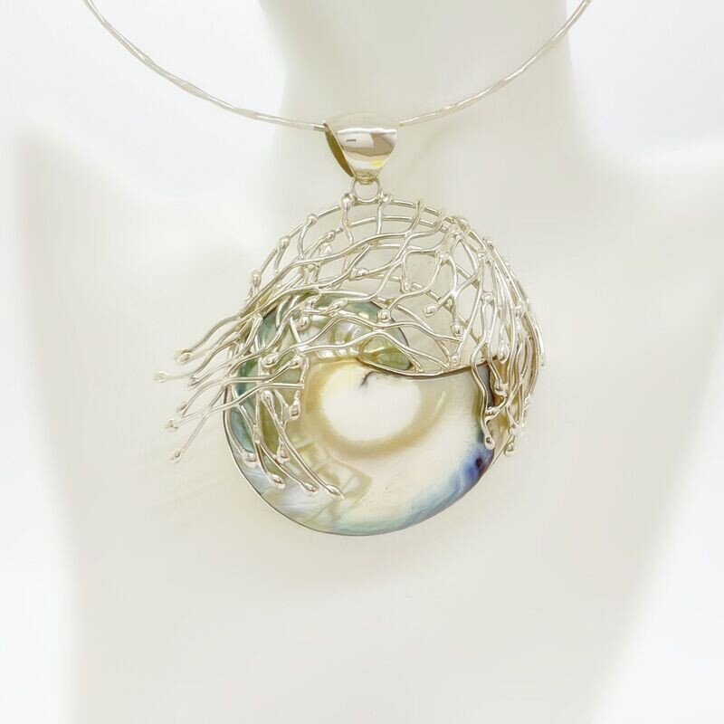 Unikat Anhänger Nautilusmuschel Unikat Anhänger Nautilusmuschel "caged" - 7,5 x 7,5 cm