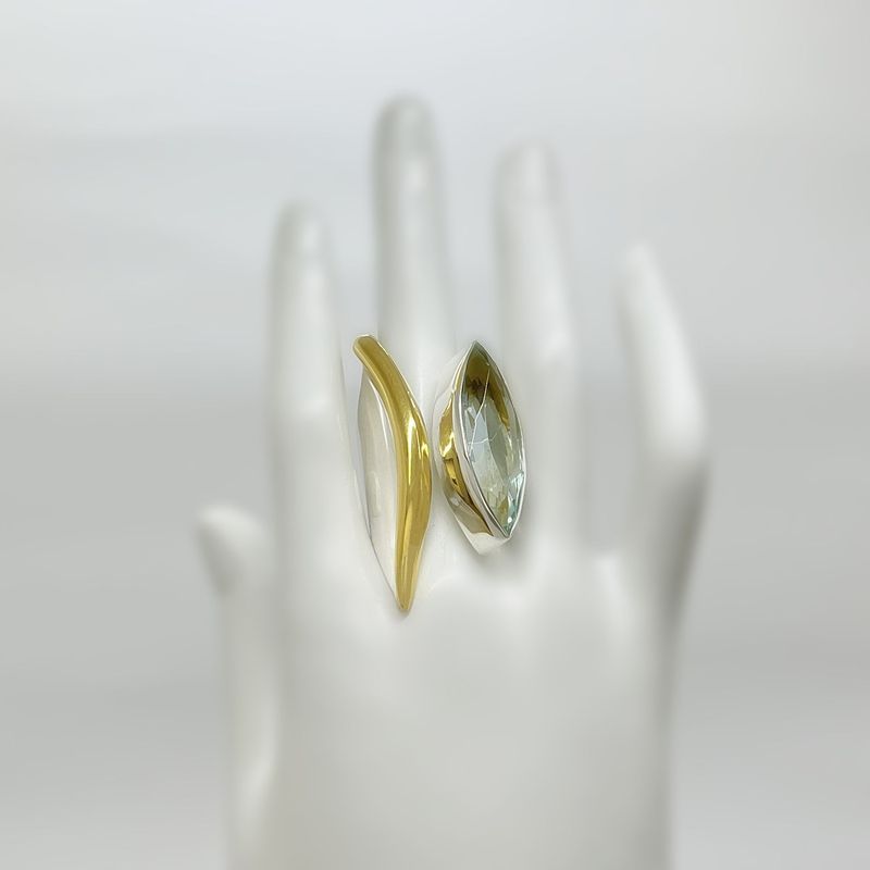 Ring Obsidian meerblau navette "elegant gold wave" - 1 x 3 cm