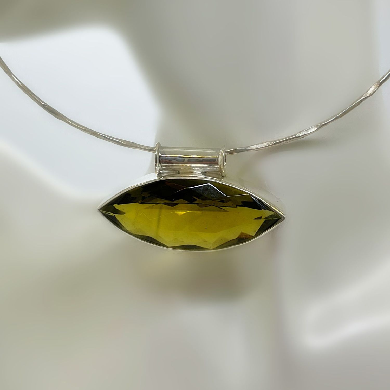 Anhänger Obsidian goldbraun Navette (quer)  - 2 x 5 cm