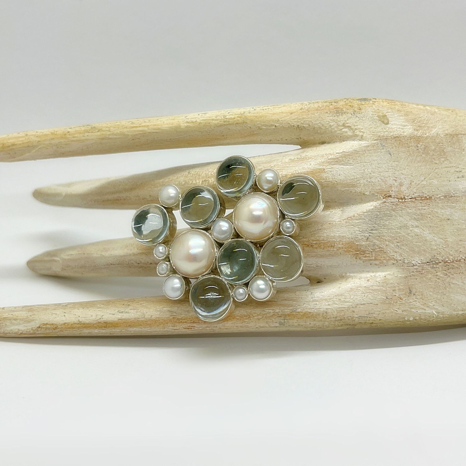 Unikat Ring Obsidian meerblau cabouchon + Zuchtperlen "sea bubbles"