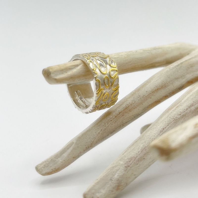 Ring "circle pattern"