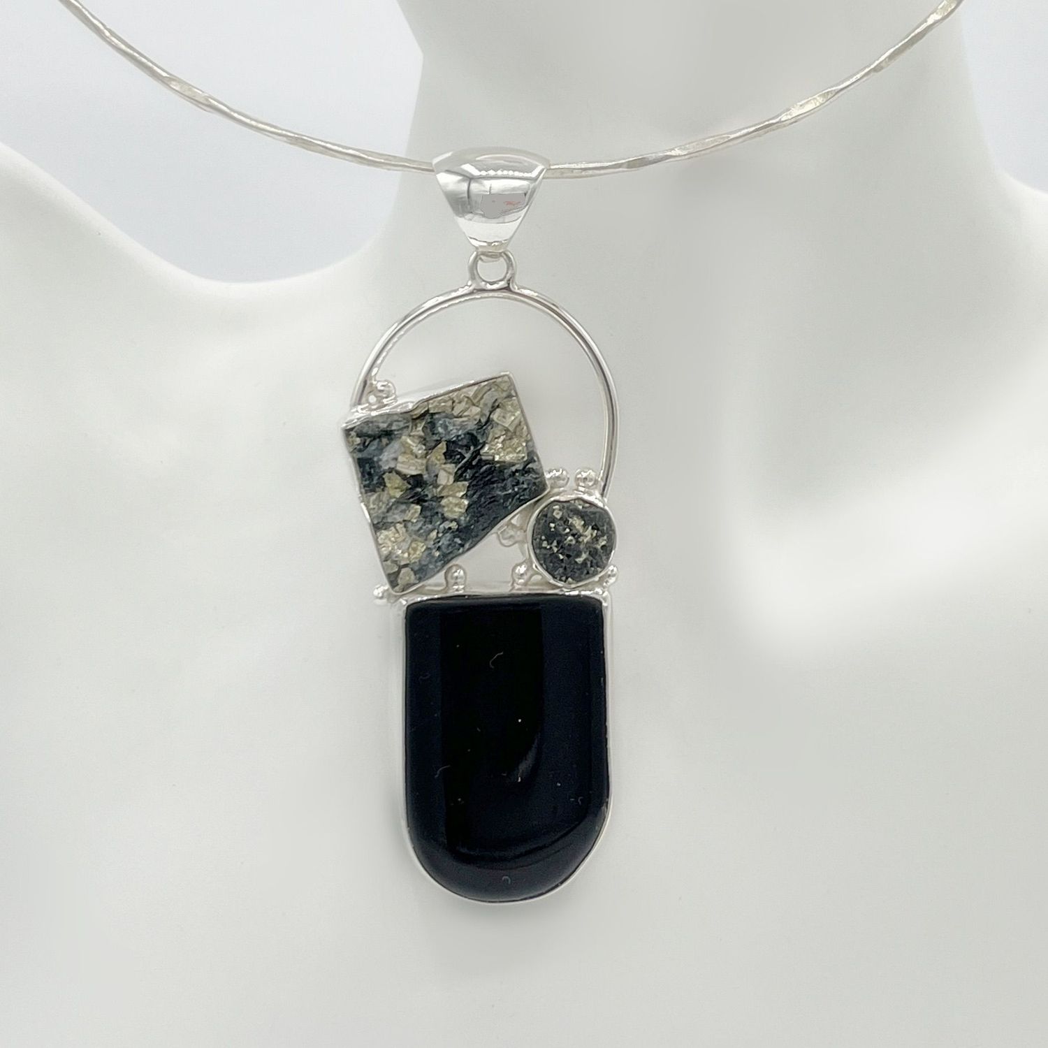 Unikat Anhänger Pyrit + Onyx