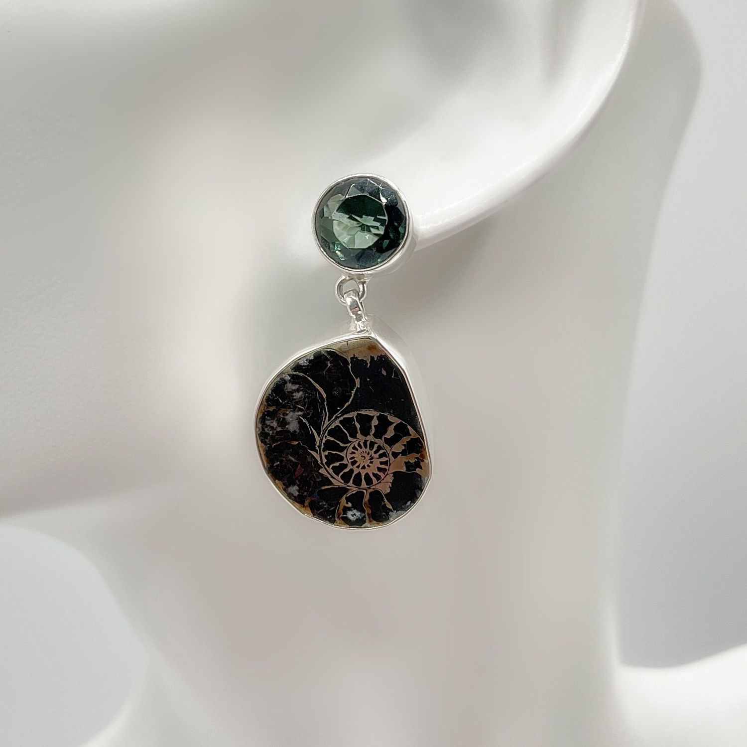 Ohrstecker Ammonite + Obsidian lichtschwarz