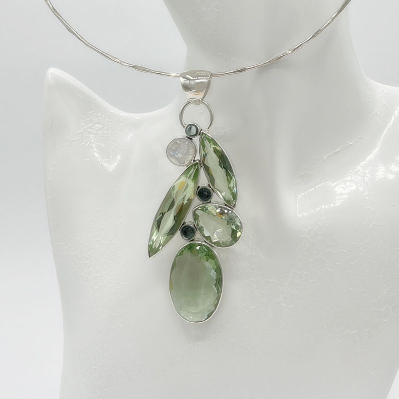 Unikat Anhänger Obsidian lichtgrün + Regenbogenmondstein +Obsidian lichtschwarz "greendream"