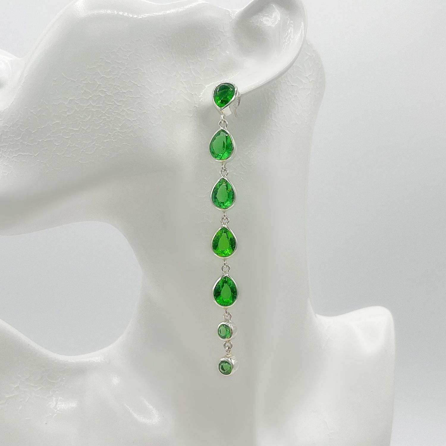 Ohrstecker Obsidian smaragdgrün "rain drops" 10 cm