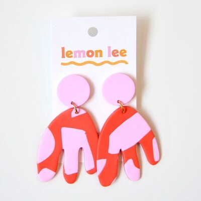 Lemon Lee strawberry leaf earring 