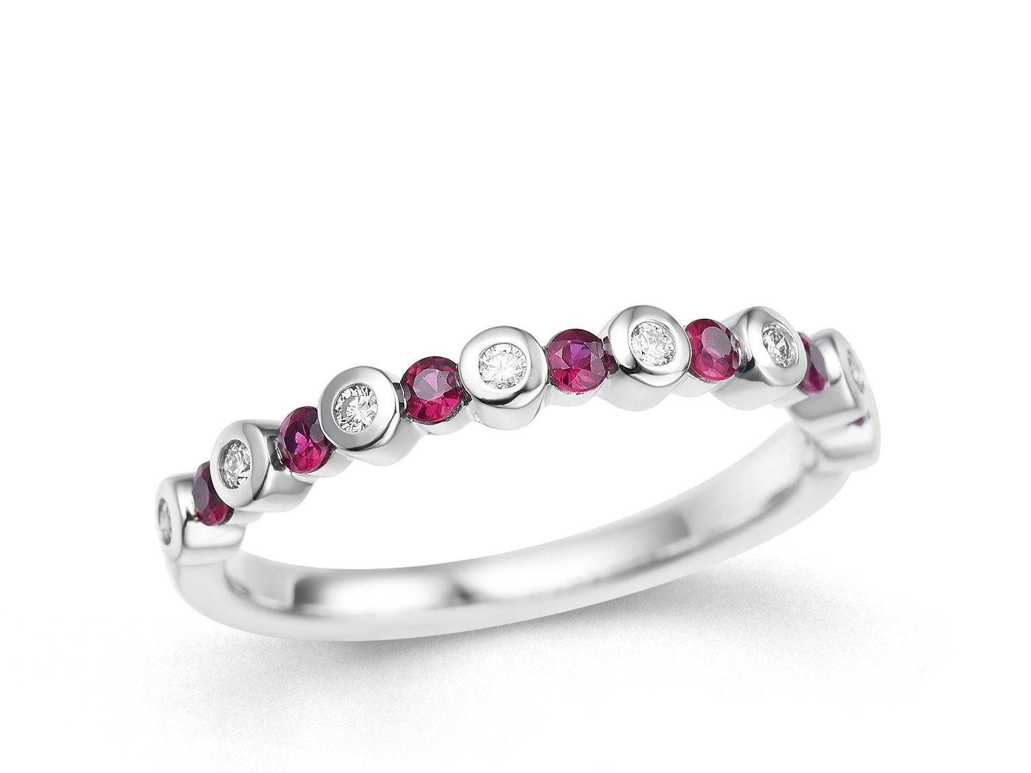 18KW RUBY DIA RING