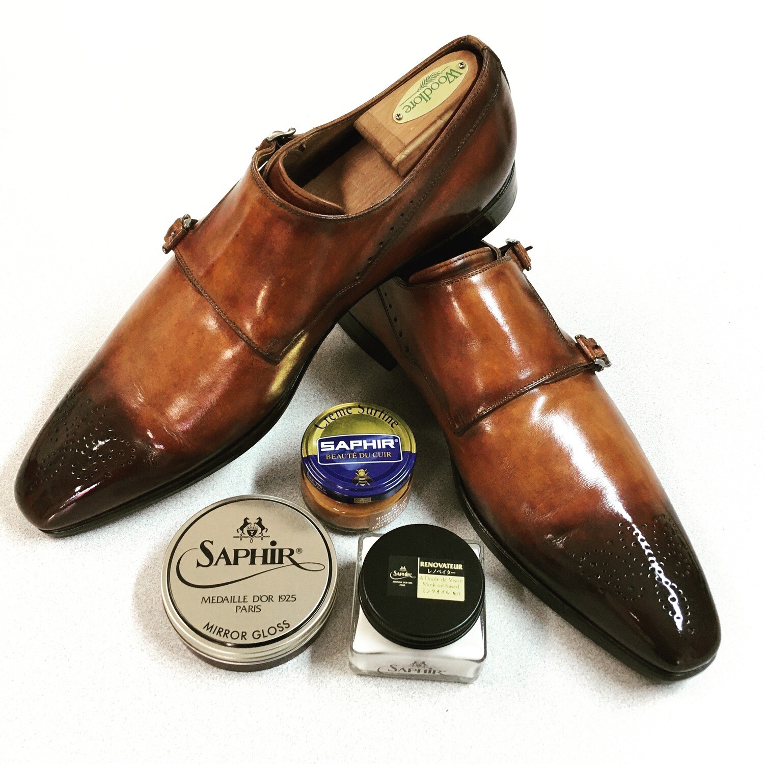 Men's Shoe Recondition and Professional Glossy Shine
