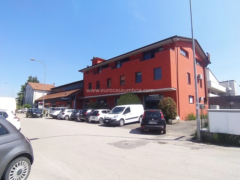 CITTA' DI CASTELLO. Ufficio di 65 mq in zona commerciale CITTA' DI CASTELLO. Ufficio di 65 mq in zona commerciale