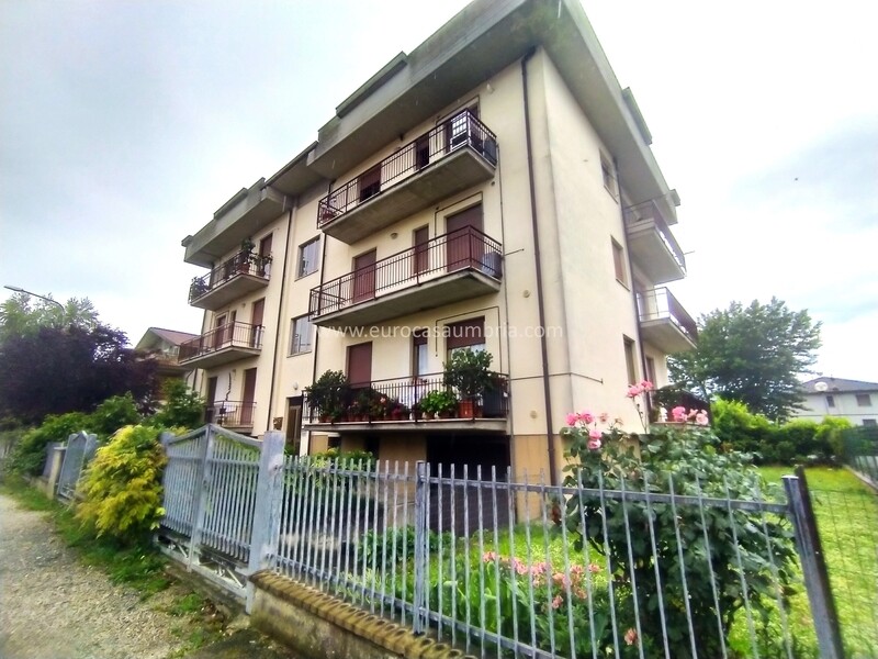 SAN GIUSTINO. Appartamento di 90 mq a due passi dal centro SAN GIUSTINO. Appartamento di 90 mq a due passi dal centro