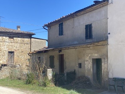 CALZOLARO. Porzione di casale di 200