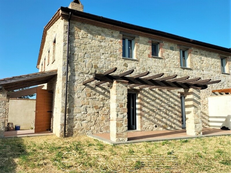 UMBERTIDE. Appartamento indipendente con giardino UMBERTIDE. Appartamento indipendente con giardino