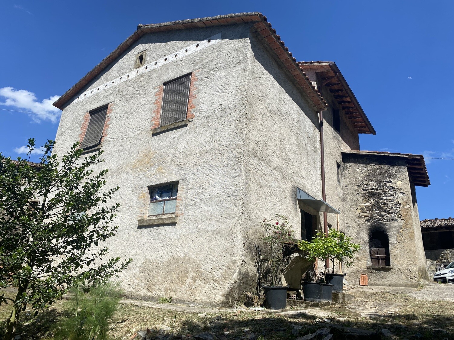 LOC. SEANO. Rustico di 200 mq con terreno LOC. SEANO. Rustico di 200 mq con terreno