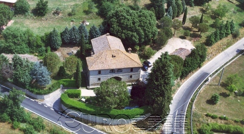 MAGIONE. Villa d'epoca anche per attività di B&B MAGIONE. Villa d'epoca anche per attività di B&B