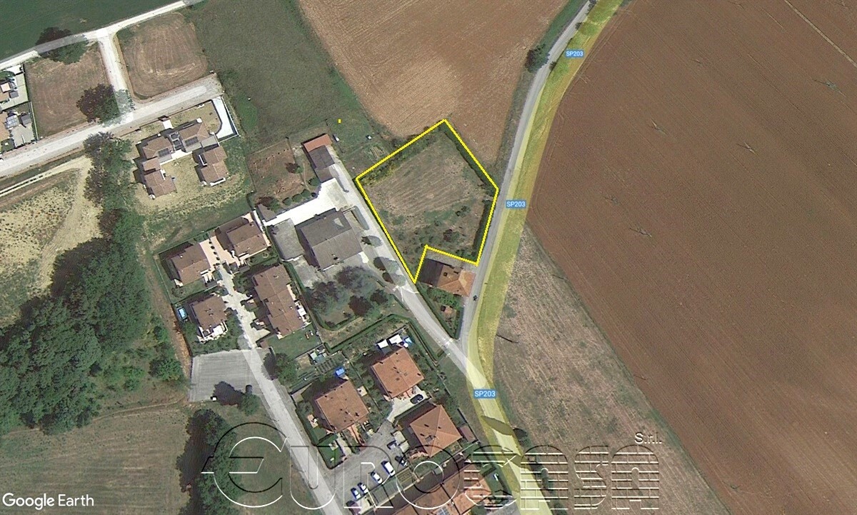 UMBERTIDE. Lotto edificabile di 2.300 mq (alta edificabilità)