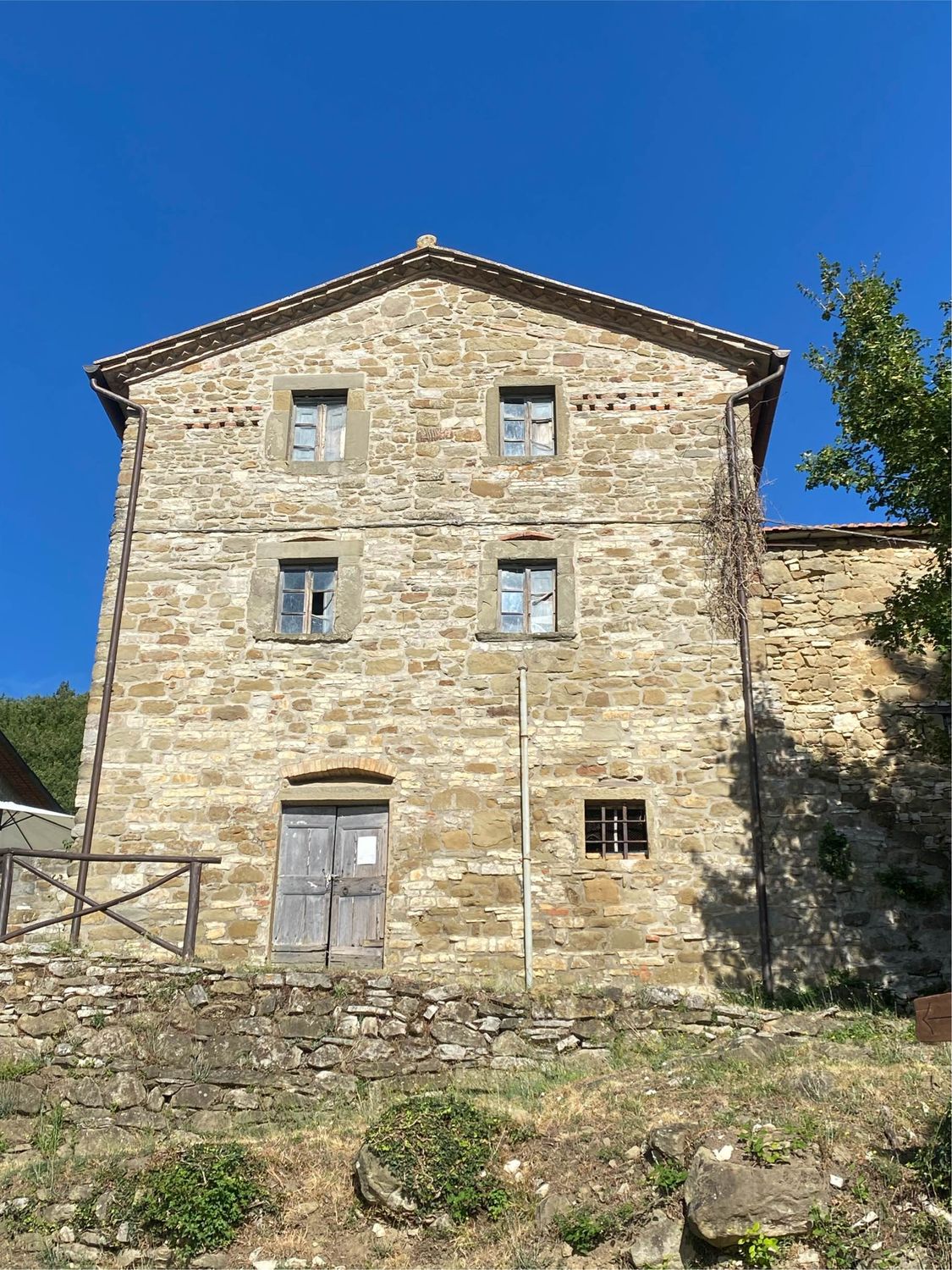 CORTONA. Casale storico con vista panoramica sulla Valle del Niccone