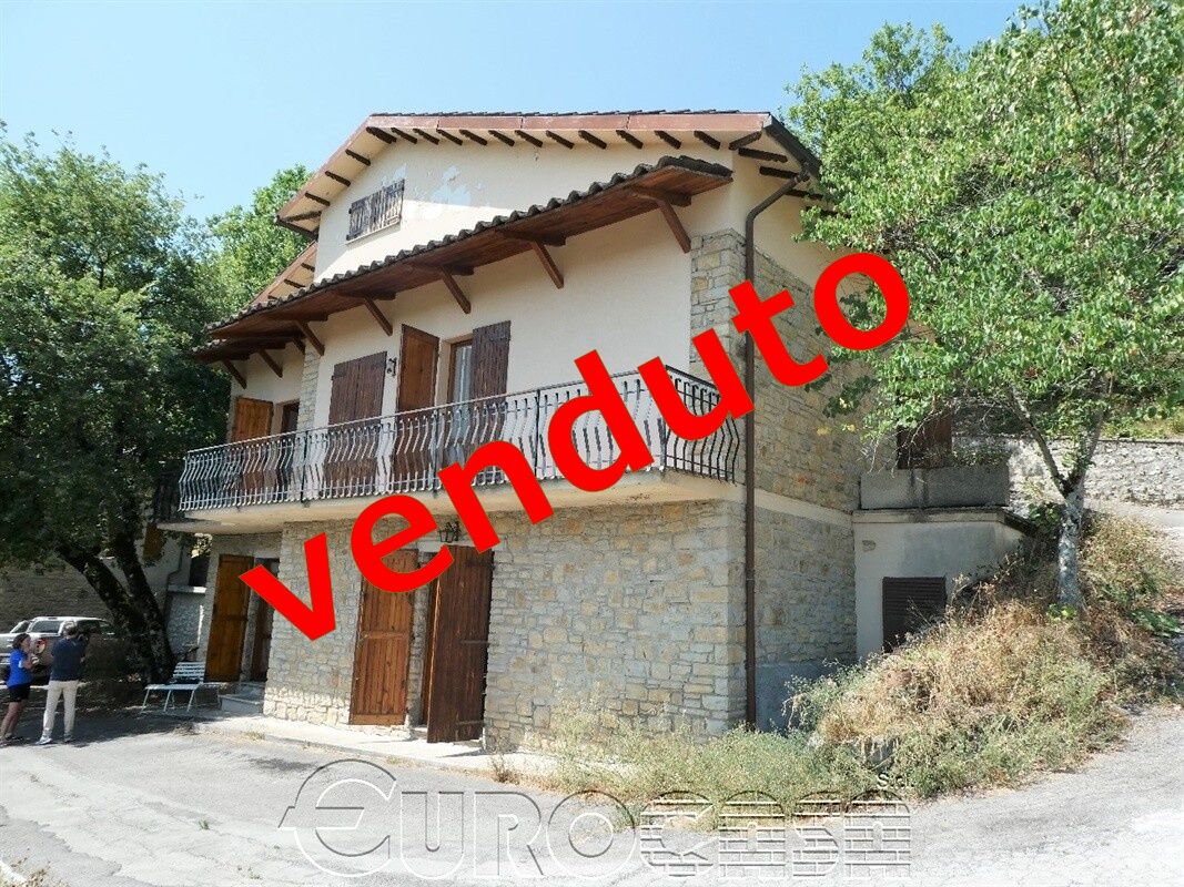 PIETRALUNGA. Villa unifamiliare a Candeleto con vista panoramica
