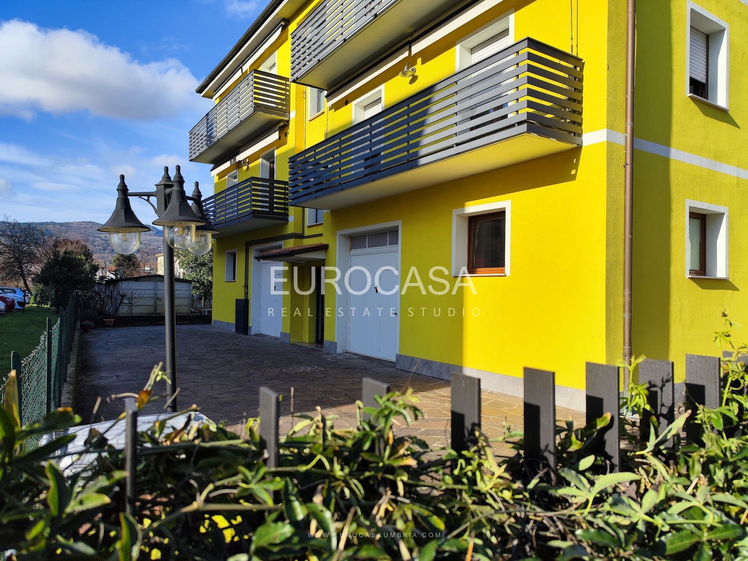 MELTINA. Appartamento di 105 mq con ampio garage in quadrifamiliare ristrutturata con Superbonus