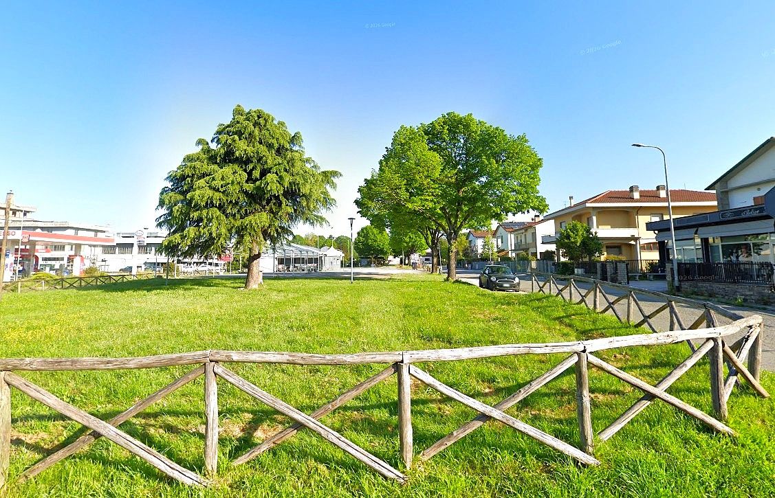 CERBARA. Casa indipendente di 190 mq con ampio giardino privato