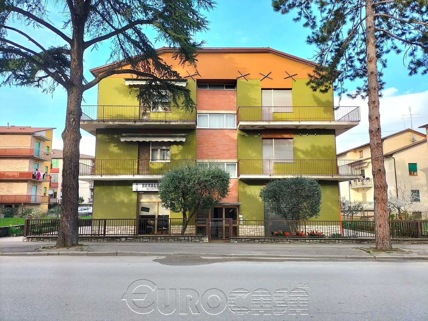 UMBERTIDE. Appartamento al piano secondo.