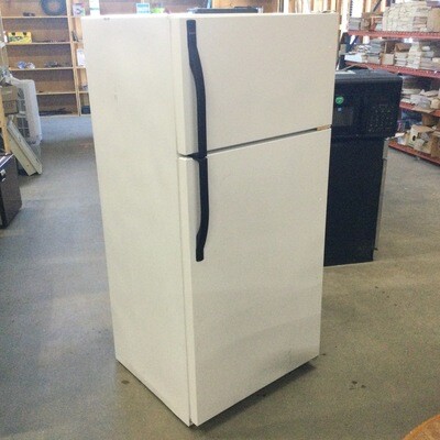Kenmore Full Size Refrigerator
