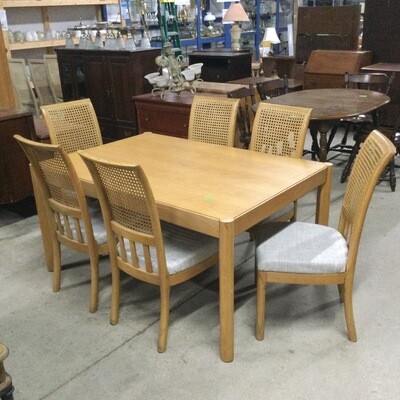 Solid Wood Dining Room/Kitchen Table & Six Chairs Set