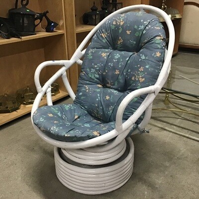 Heavy Rattan Swivel Bucket Chair
