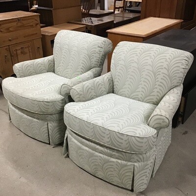 Pair of Matching Living Room Armchairs