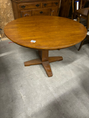 777151 round table