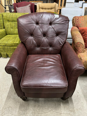 777298 Leather One Seater Sofa