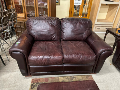 777313 Leather Couch 2 Seater 