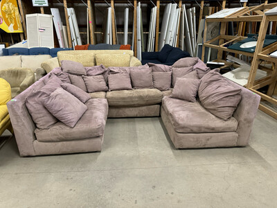 777333 Sectional Couch 