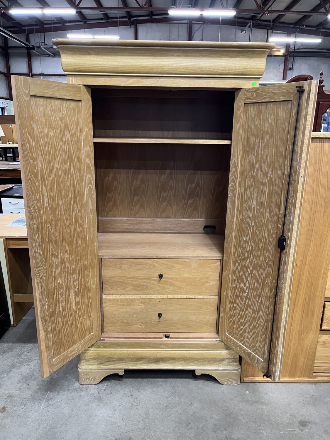 WARDROBE 777829