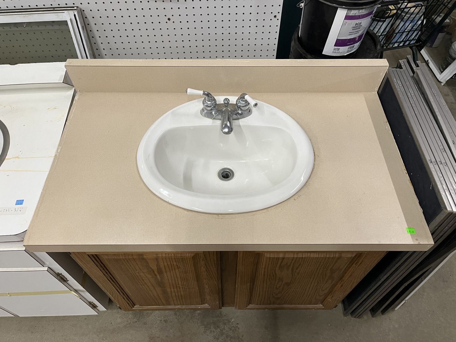 SINK 778061