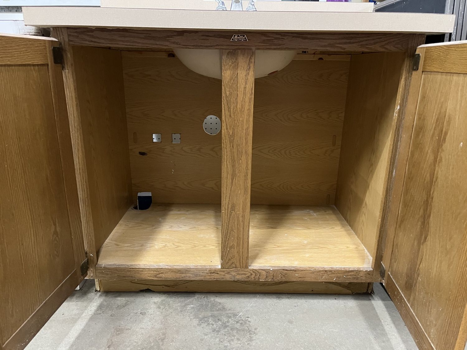 SINK 778061