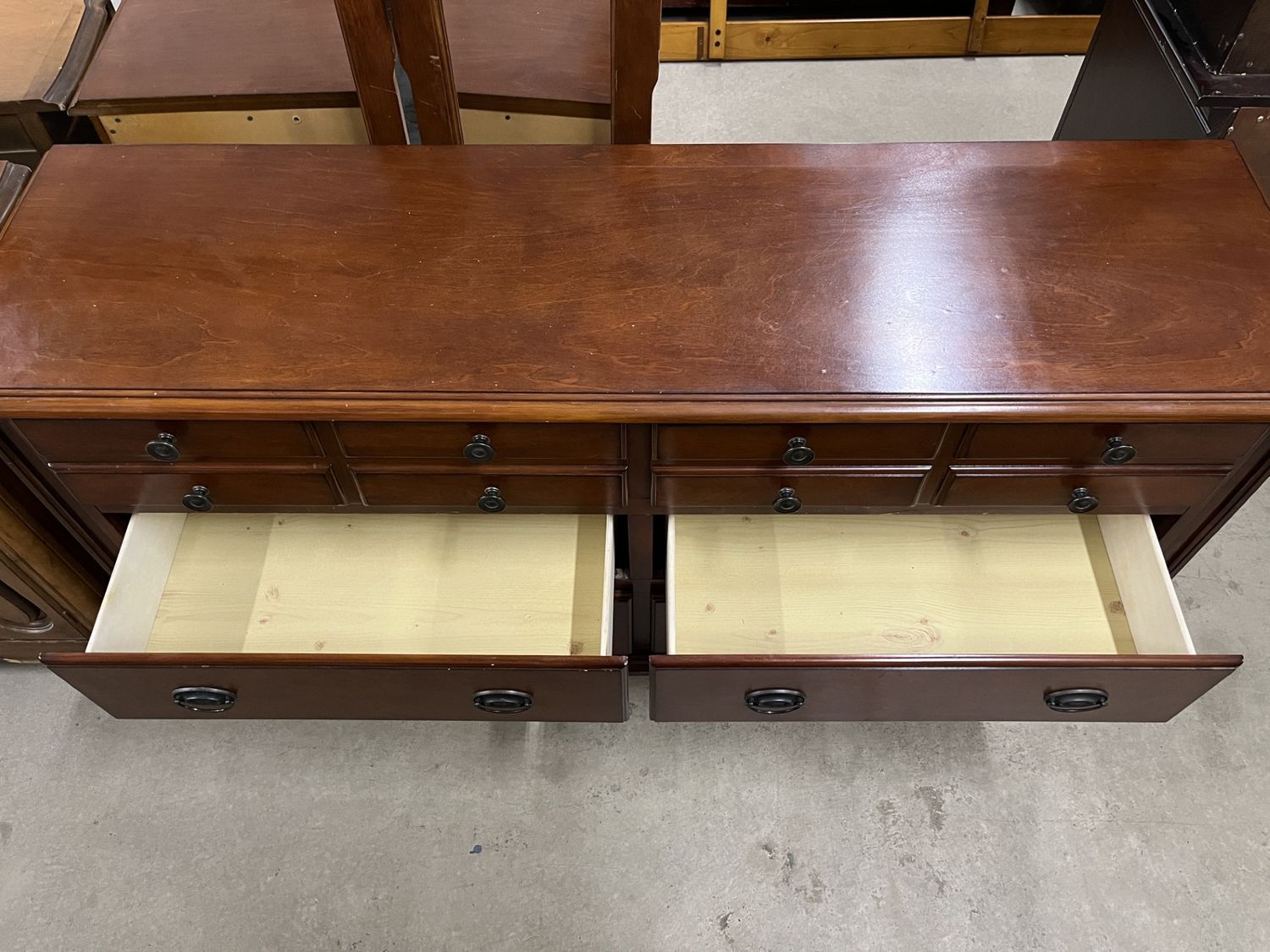 DRESSER 778067