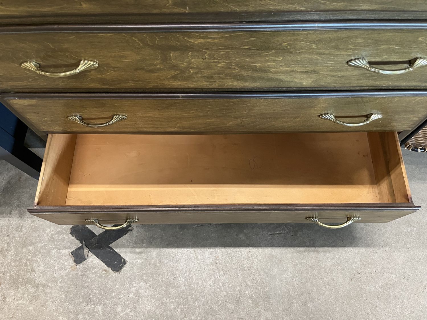 DRESSER 778232
