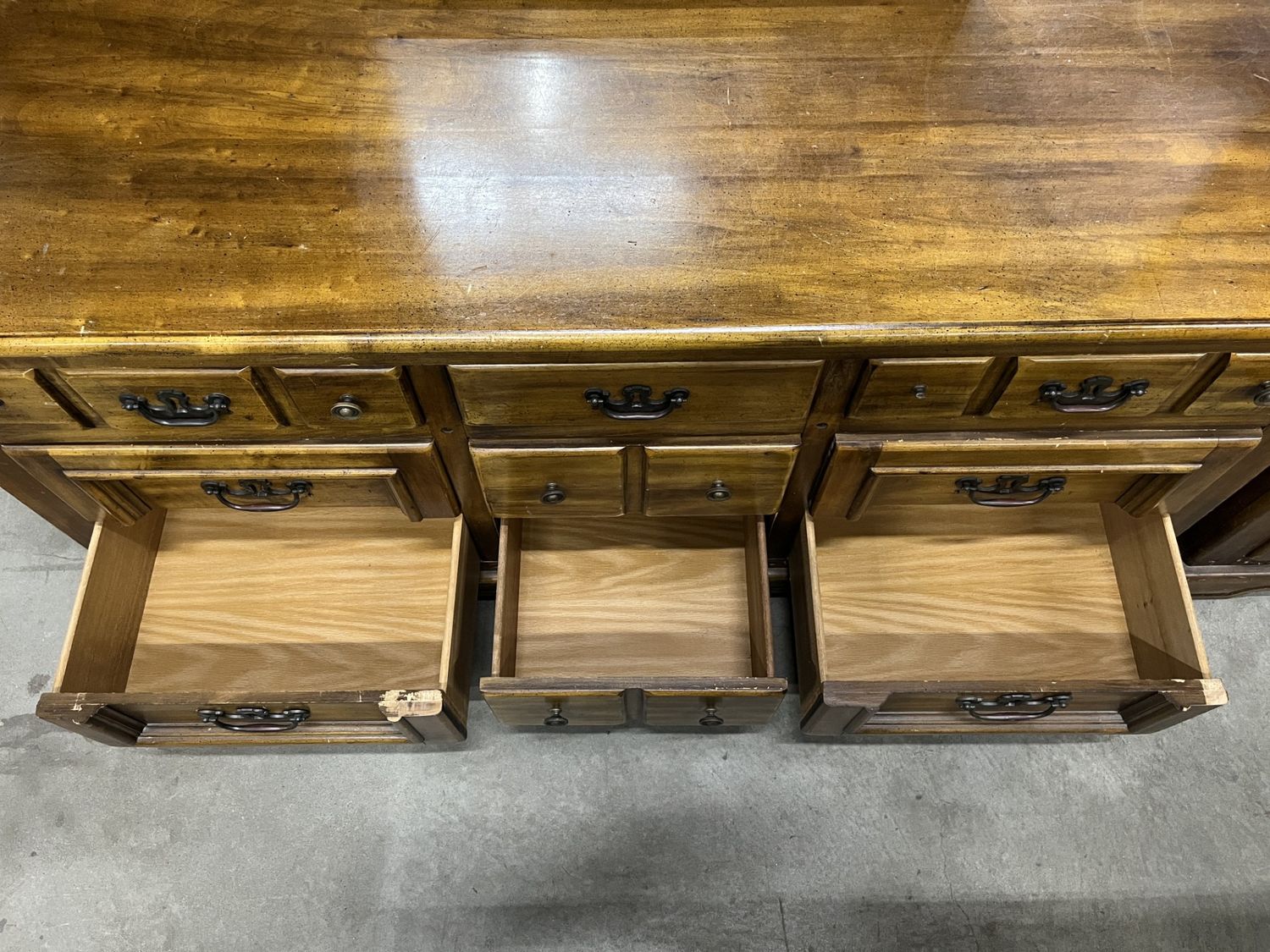 DRESSER W/ MIRROR 778239