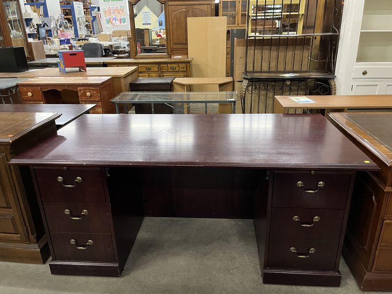 DESK 778281